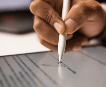 Hand signing digital document with stylus